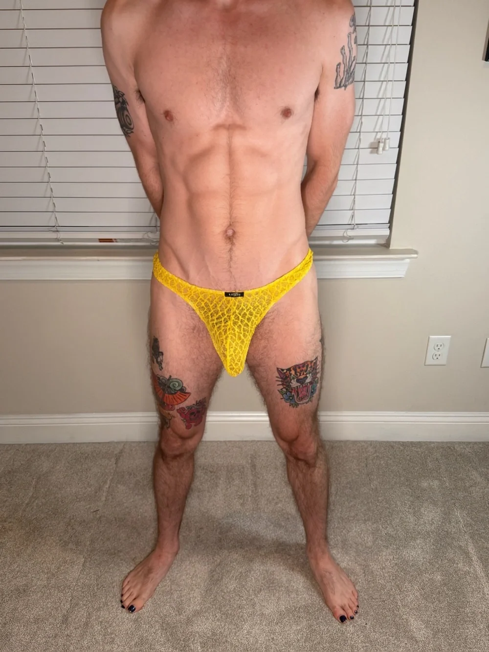 Men's Yellow Lace Low-Rise Thong Underwear